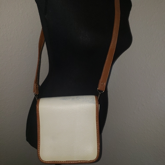 Vintage Dooney and Bourke Crossbody Bag - Picture 4 of 8